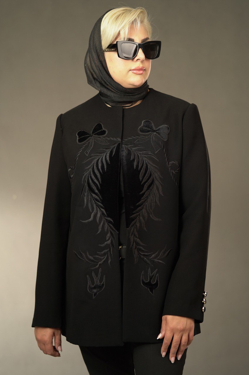 مانتو کتی گلدوزی شده و تکه دوزی شده از برند زاوارا